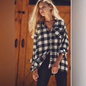 NEW WOMENS BLACK AND WHITE PLAID FLANNEL SHIRT